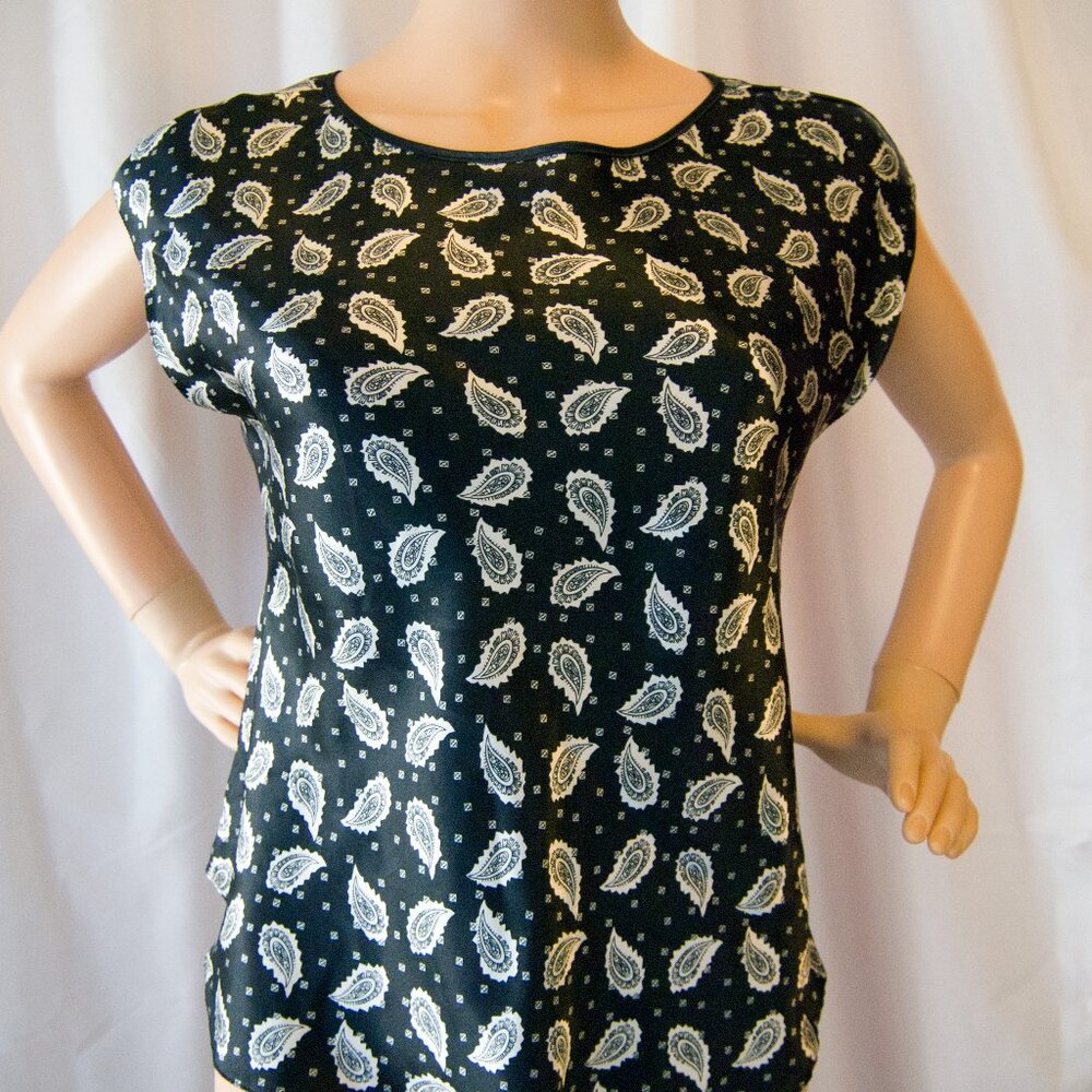 Paisley Sleeveless Top in Black and White Satin Bias Cut Vintage Size 34